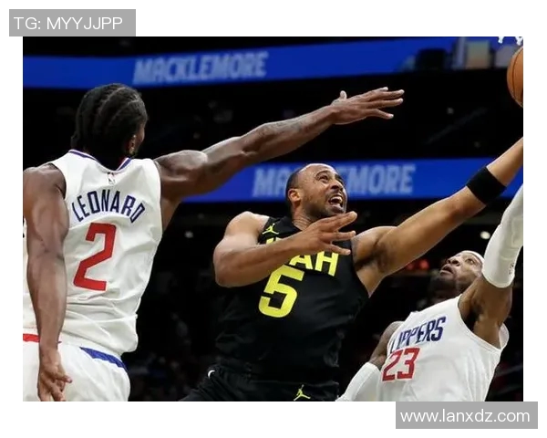 季后赛精彩回顾爵士与快船对决录像重温分析与精彩瞬间分享 季后赛精彩回顾爵士与快船对决录像重温分析与精彩瞬间分享